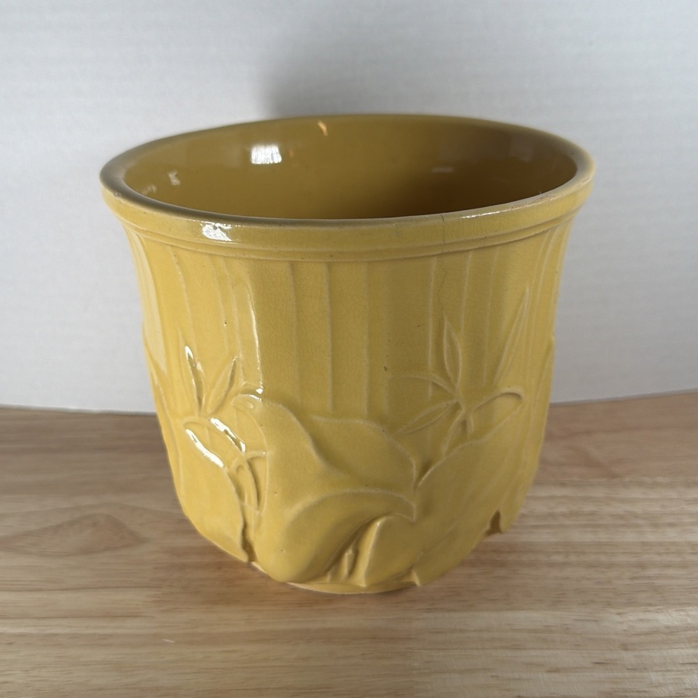 READ!! Vintage 1940s McCoy Calla Lily Yellow 5.5" MCM Flower Pot Jardiniere
